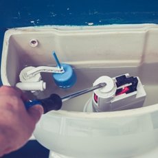 Как почистить бачок унитаза внутри в домашних условиях профессиональными и народными средствами