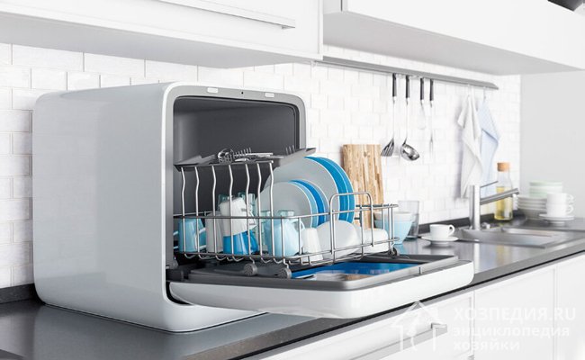 Встроенная посудомоечная машина рассчитана на 6-10 комплектов посуды