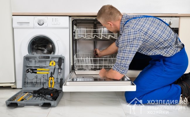 Самостоятельный ремонт посудомойки возможен при наличии необходимого инструмента