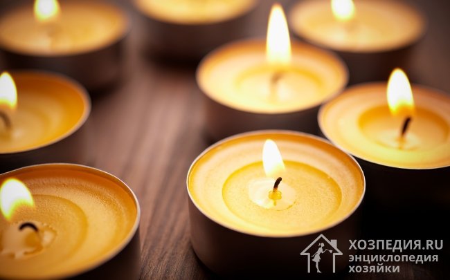 Зажженные свечи помогут избавиться от запаха краски в квартире