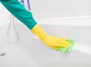 Как отмыть ванну от желтого налета в домашних условиях
