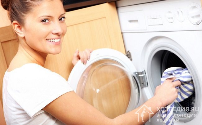 Меняйте кухонные полотенца каждые 2-3 дня и сразу же стирайте – так вы сможете избежать появления въевшихся и застарелых пятен