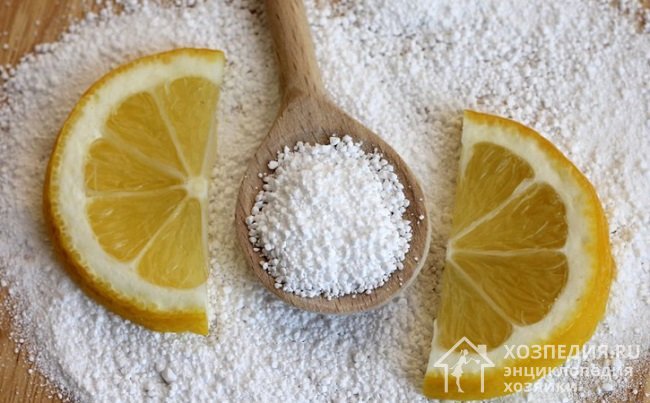 Лимонная кислота поможет избавиться от застаревших пятен и отбелить кухонные полотенца