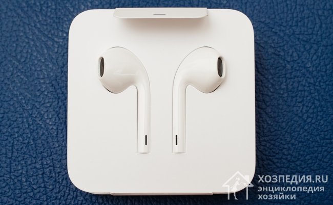 Беспроводные наушники AirPods для iPhone 7 от Apple красивы и функциональны