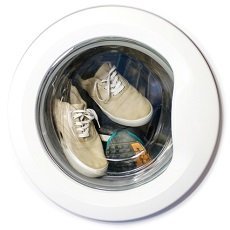 Можно ли стирать кроссовки в стиральной машине?