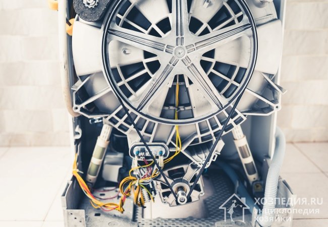 Современная автоматическая стиральная машинка имеет сложное техническое устройство